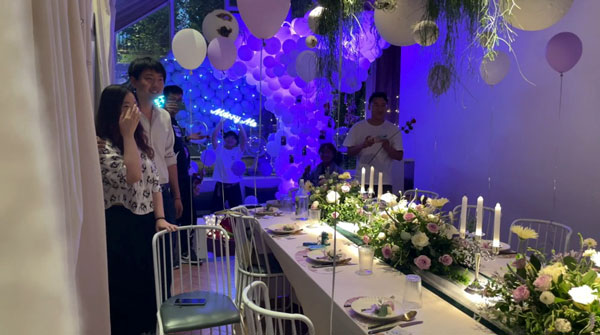 Propose to party at honeyoung