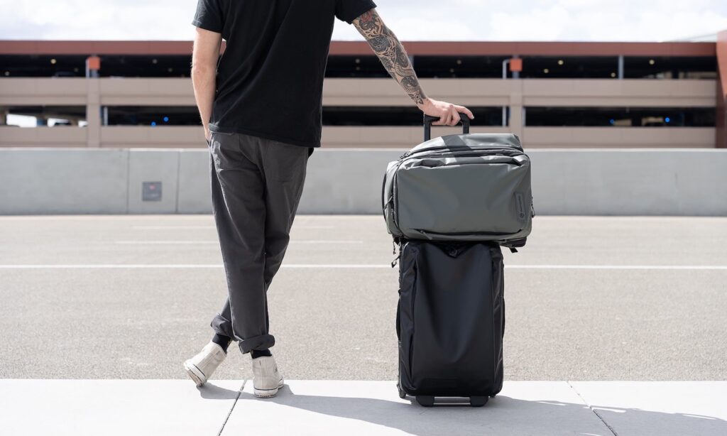 Application Analysis-Travel Luggage Line